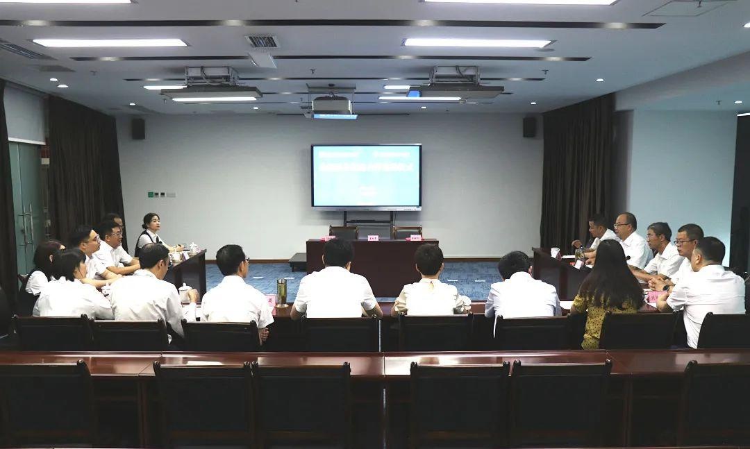 德阳经开区与重庆银行成都分行签订金融服务战略合作协