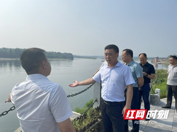 泸溪县委书记彭武学调度防汛度汛和安全生产工作