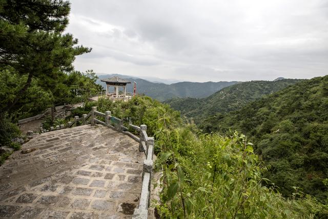 酷玩項目,恐龍主題體驗區,濟南這處天然氧吧風光無限,讓你流連忘返!