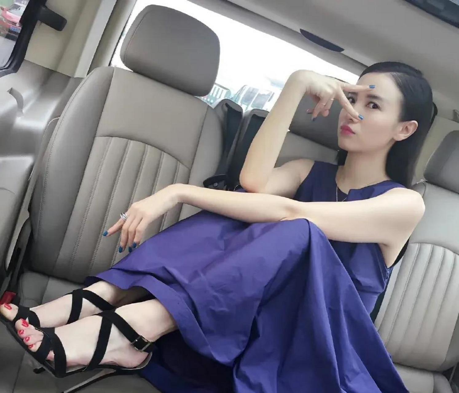 宋佳 ~高跟凉鞋,性感美jio