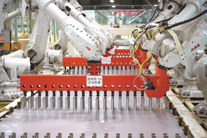 不可思议的建筑——远大用不锈钢芯板造房子