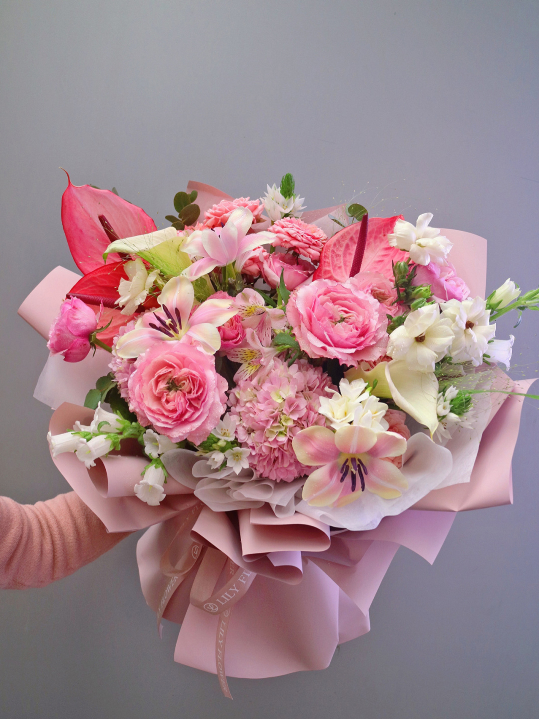 心理测试:选一束你认为最鲜艳的鲜花,测你4月份会有什么好运!