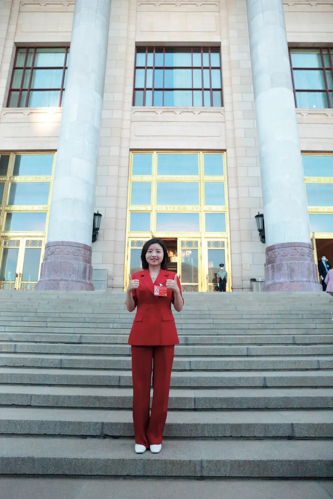 团十九大·代表风采⑧邓小燕:稻花香飘万里