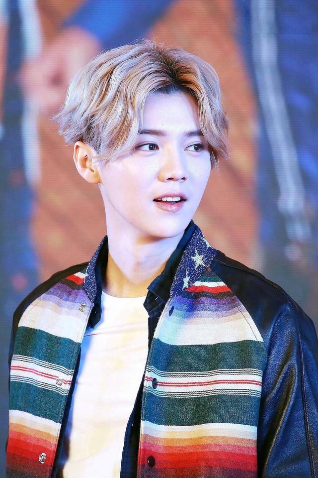 蔡徐坤和鹿晗,你觉得谁是好男人?