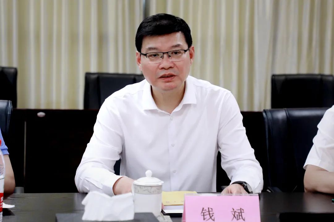 无锡中院党组书记,院长钱斌赴物联网产业研究院调研"物联网 执行"工作