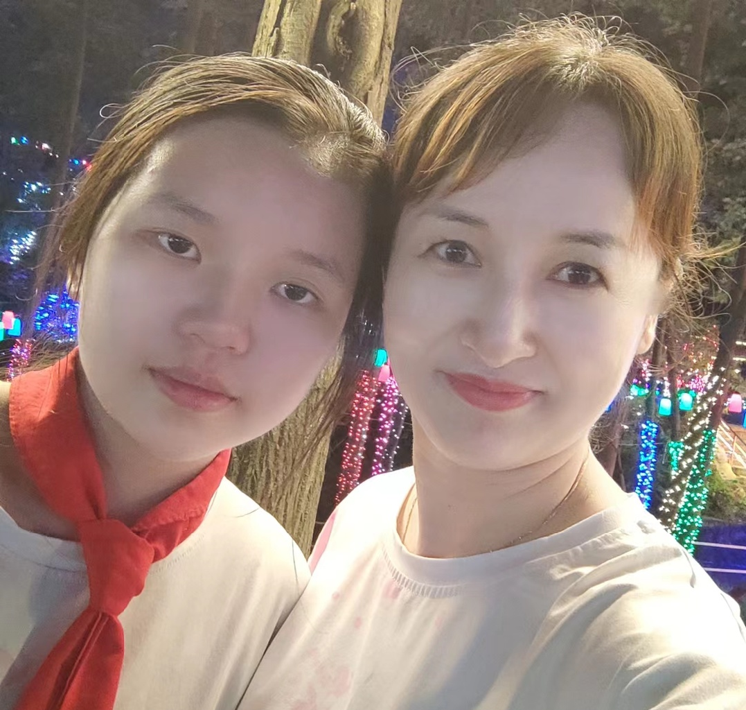 信阳市第一实验小学最美教师杨丹