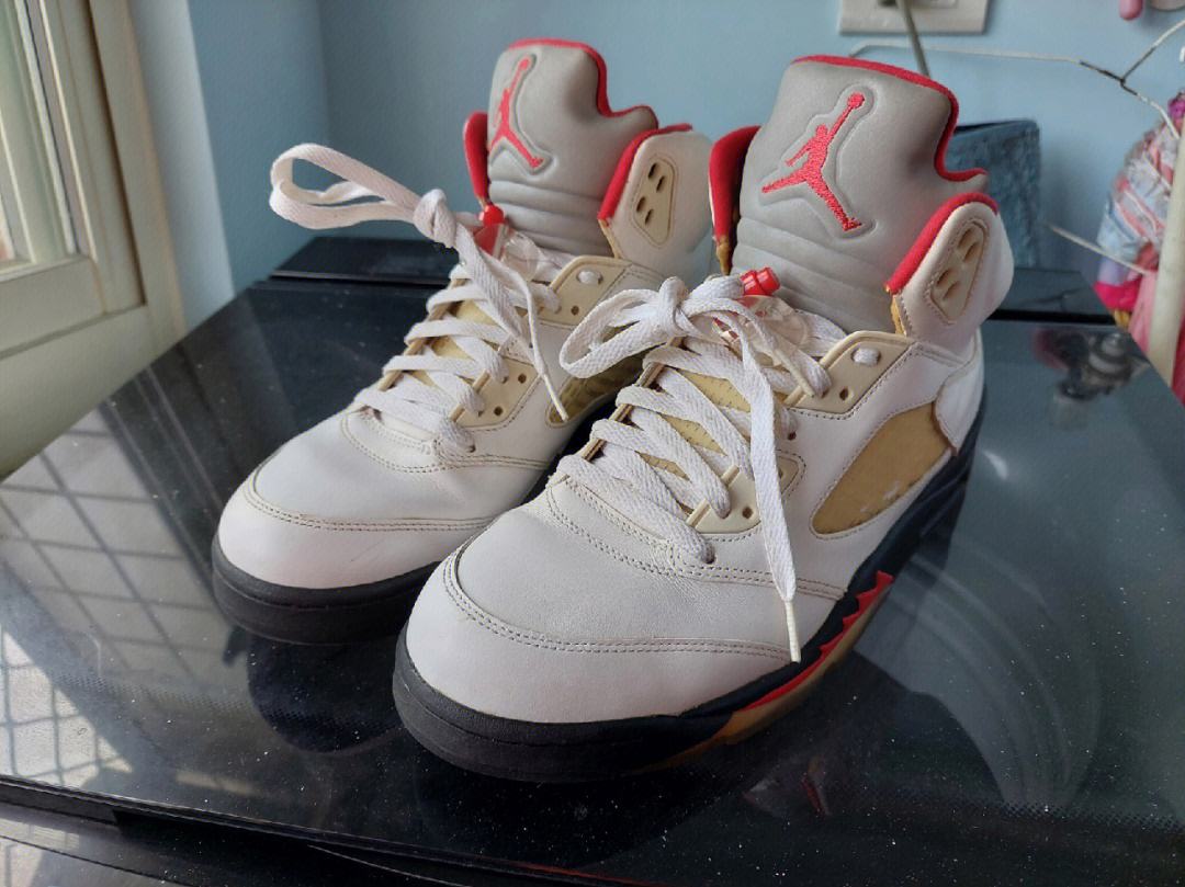 aj5流川枫多少钱,aj5是篮球鞋吗