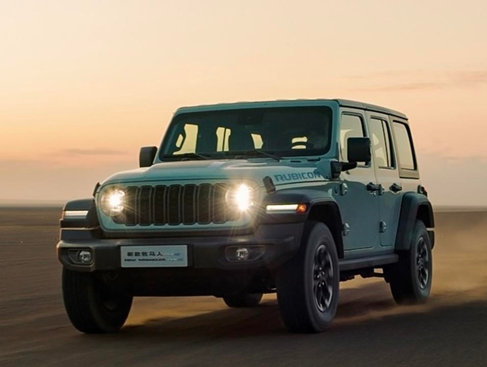 新款 jeep 牧马人上市:换装全新中控大屏,售 49.99 万元起