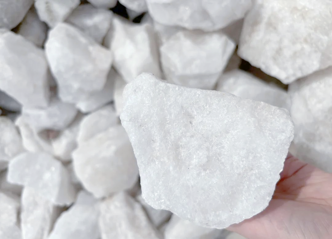 多种高纯石英矿源,可能为行业争抢焦点