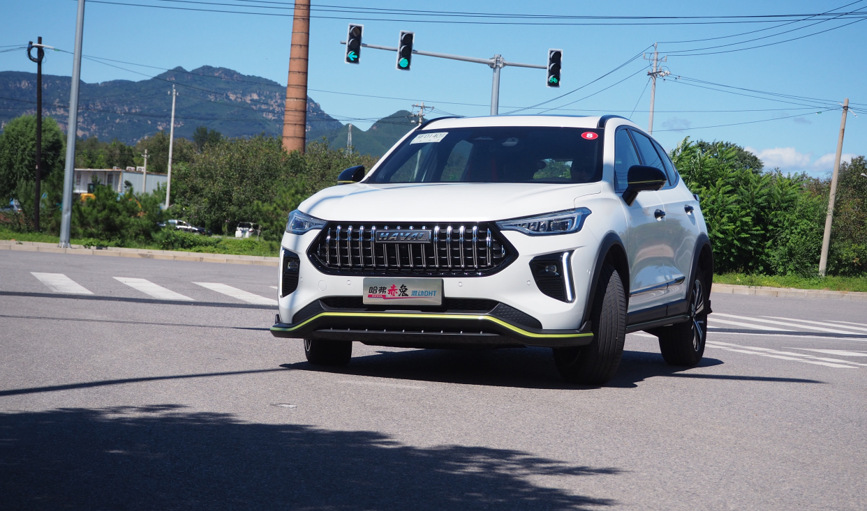 开出4.6升的平均油耗,我只拿了第三名——试驾哈弗赤兔DHT混动版