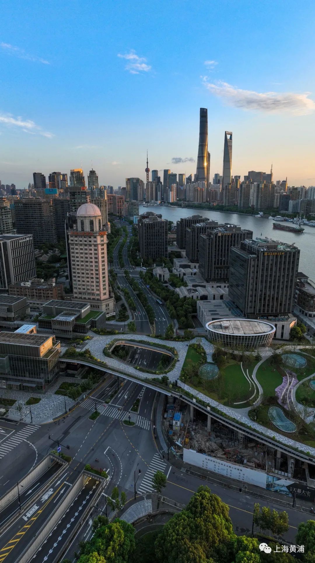 航拍丨"上海最美人行天桥"——董家渡花桥