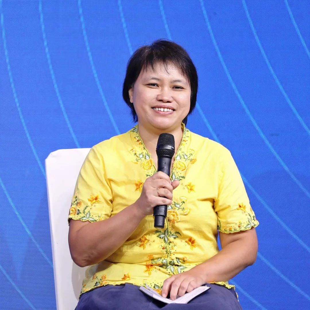 中外嘉宾就"妇女与可持续发展"展开交流研讨