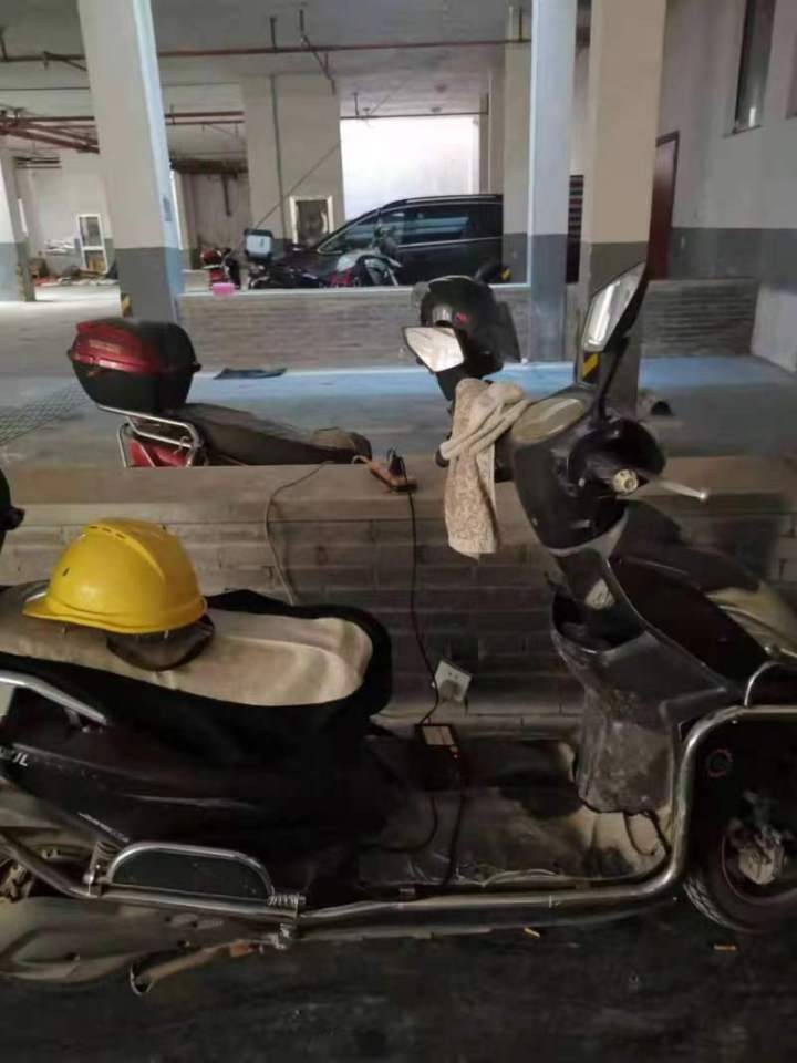 杭州九龙一号值700万的空置排屋有人入住?女业主反被物业告了