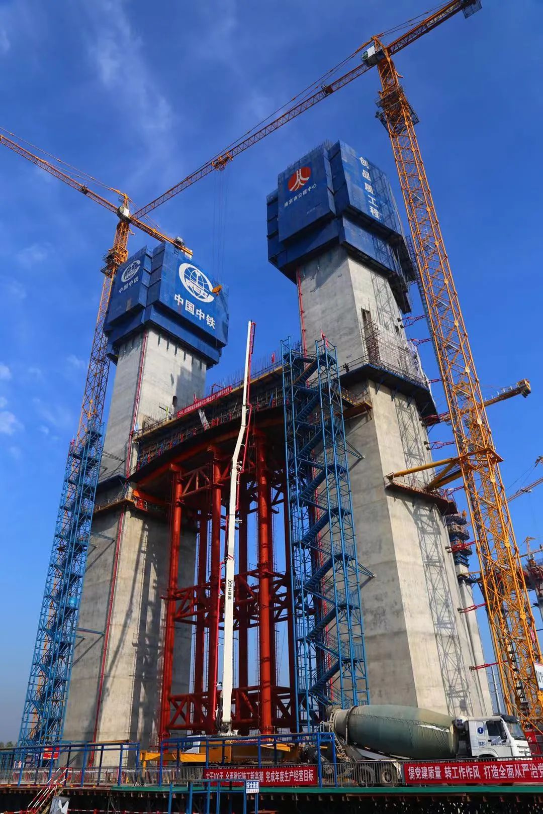 「五年回眸④」提升交通首位度,南京这么干!