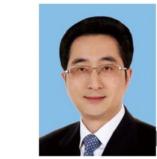 广西人大副主任张晓钦任柳州市委书记