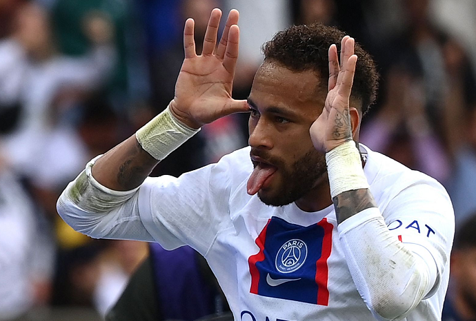 耶稣也救不了海法马卡比!8.9亿欺负0.18亿,巴黎欲客场大胜凯旋