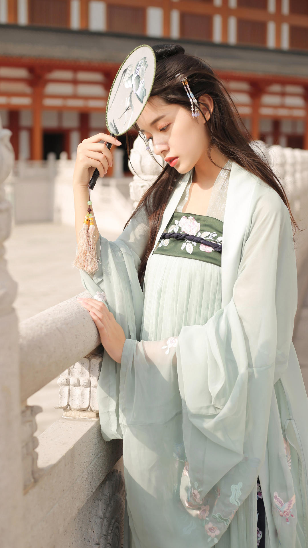 《医妃重生指南》重生后李式微表示:医经在手,她要逆天改命!