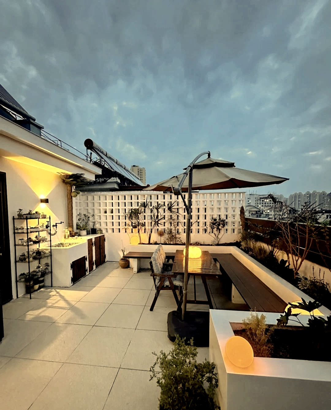 顶楼带露台的房子入住体验:优缺点解析