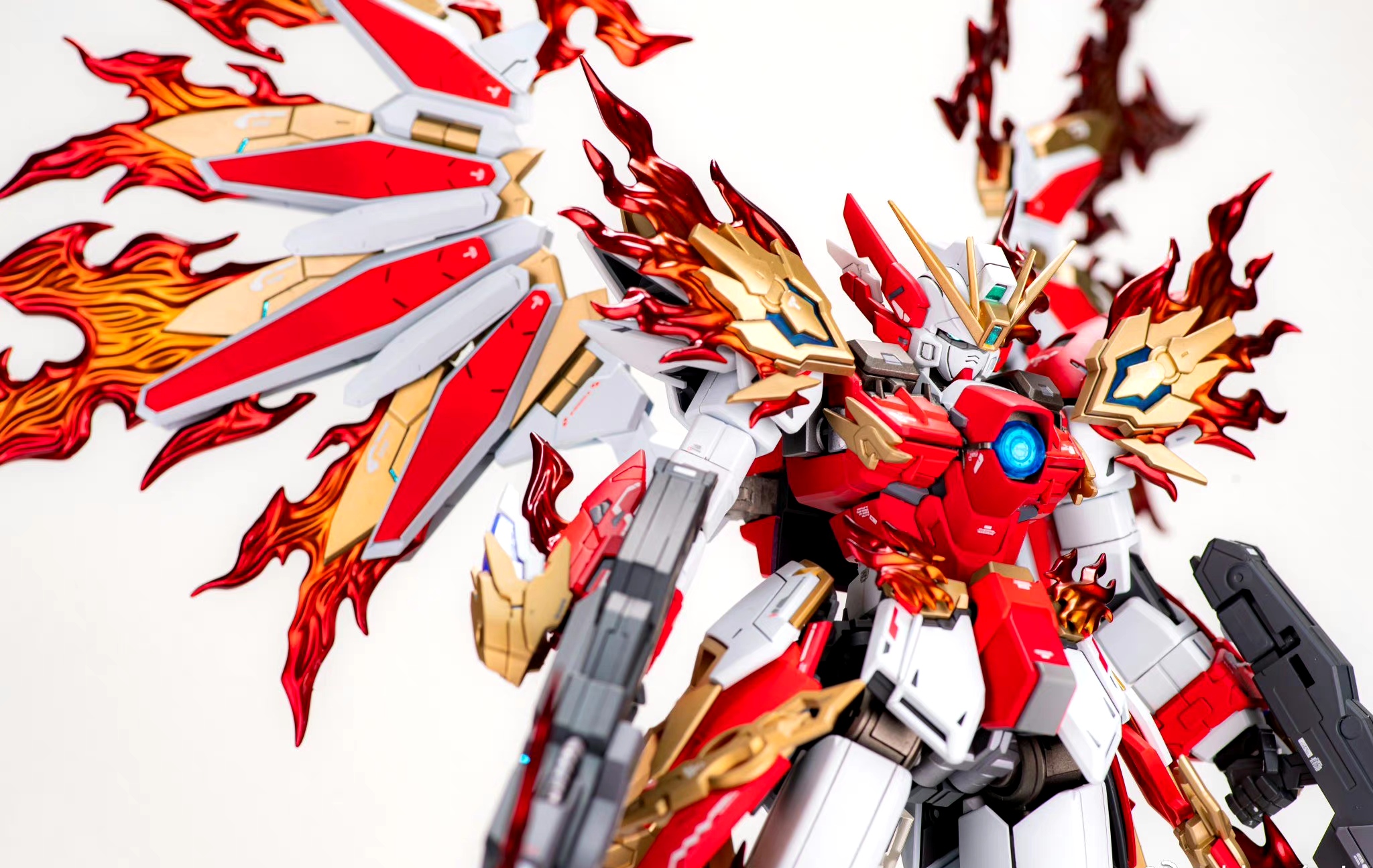 模型欣赏:mg飞翼零式高达改61炎凰