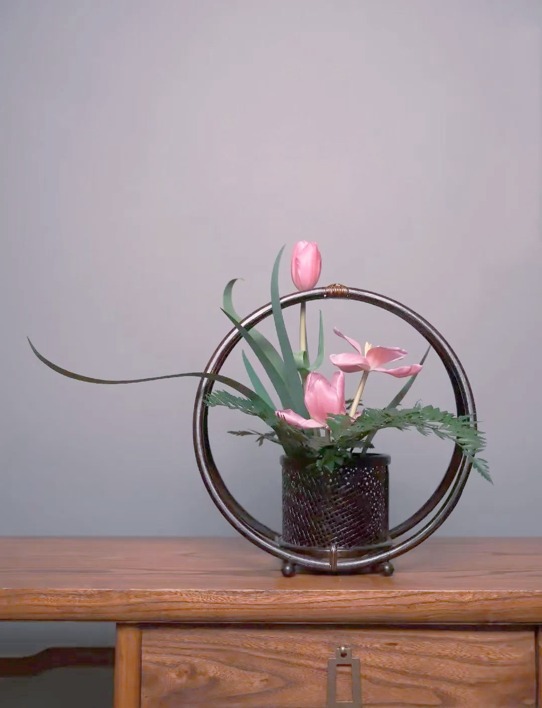 她用中式插花吸引众多投资,新春业绩喜人