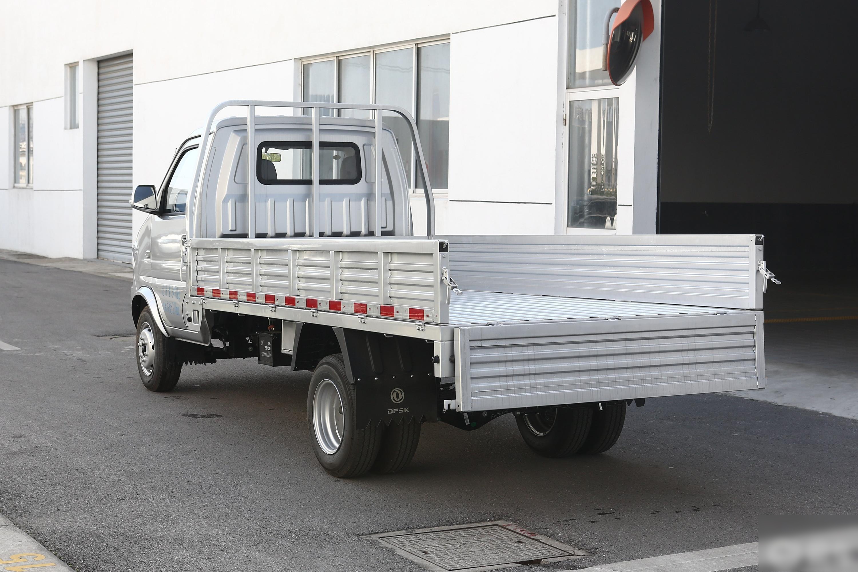 东风小康c32s发动机和东安发动机哪个好