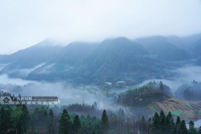 廣西全州:天湖景區雨後雲霧繚繞如仙境(組圖)