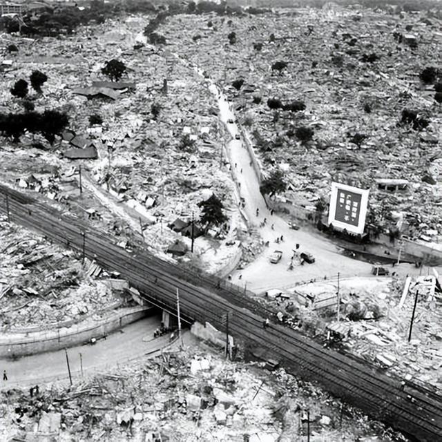 唐山大地震老照片,46年前的沉痛记忆
