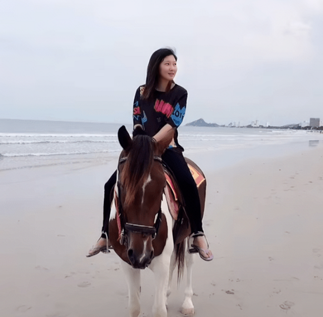 泰国坠崖孕妇王暖暖:在医院与丈夫斗智斗勇,成功自救