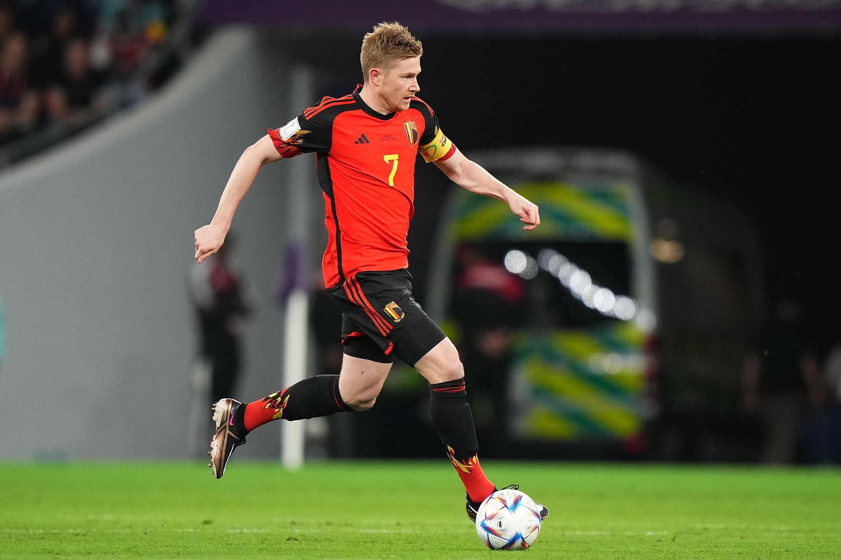 詹俊:比利时要有德布劳内实力才有保障,中场较硬但后防令人堪忧