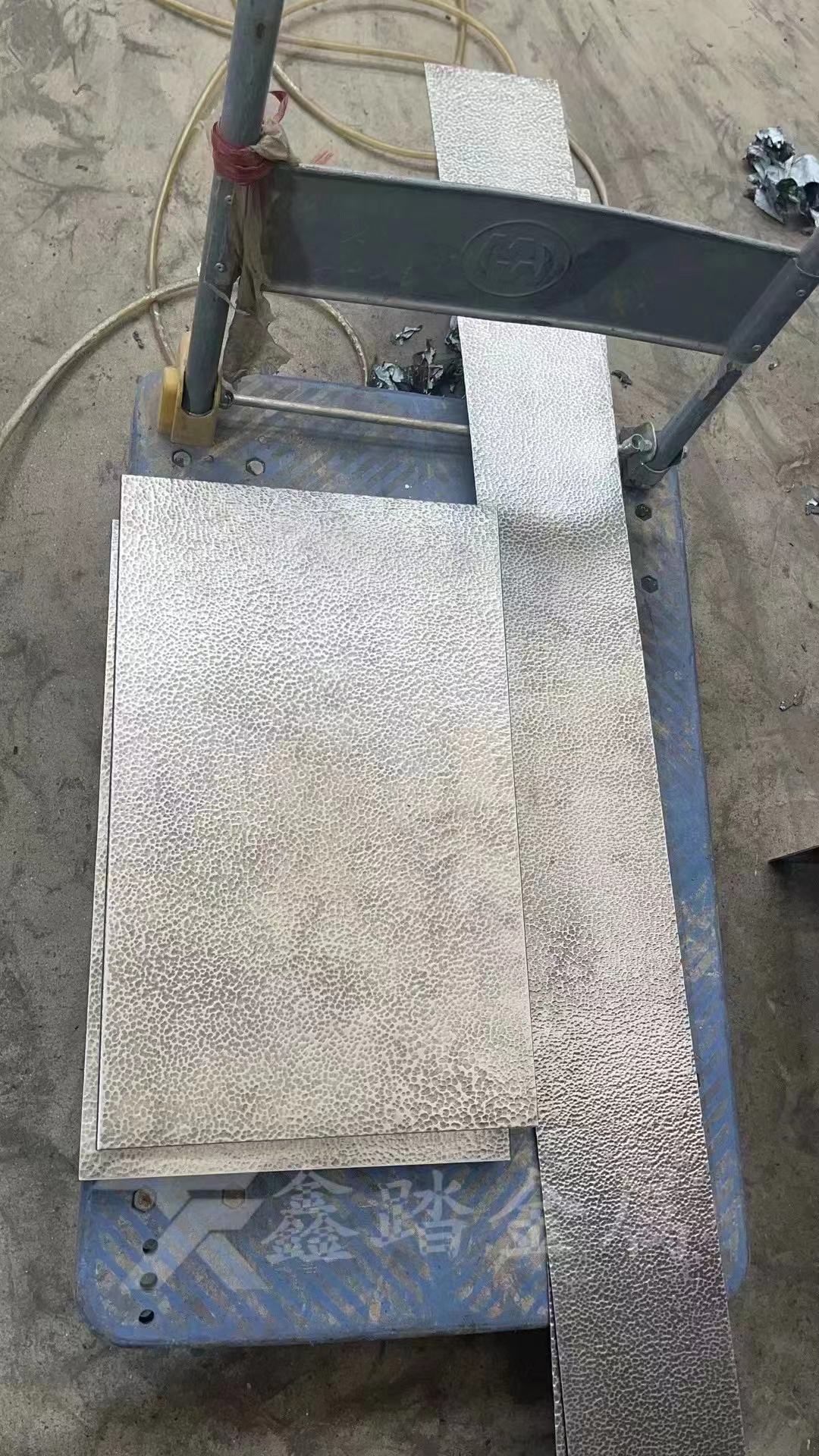 不锈钢锤纹板,手工锤纹装饰板效果肌理锤纹质感