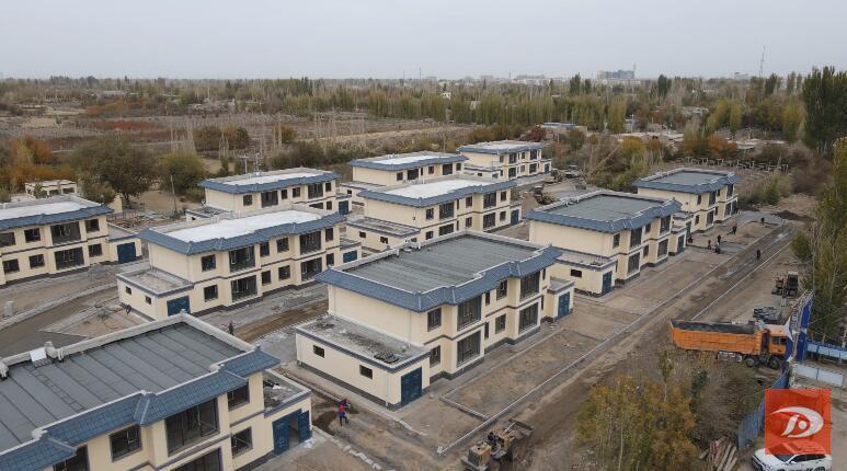 敦煌市七里镇三号桥村44户农房改造提升项目主体完工