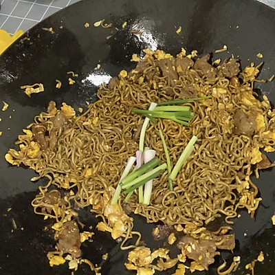 原汁原味最鲜美,这道鸡蛋牛肉炒面你需要知道!