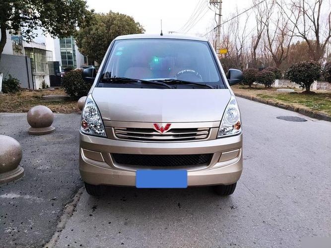 关于五菱荣光s1.2l基本型的最高时速