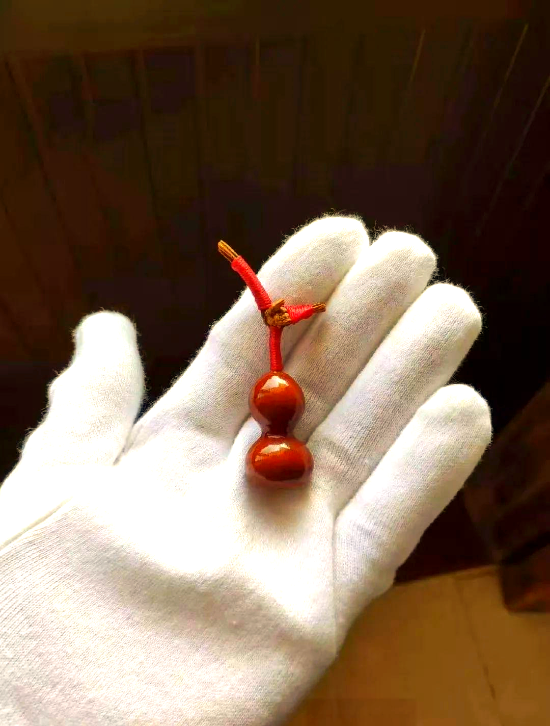 小姐姐多年盘葫芦,终获玛瑙红之美景!