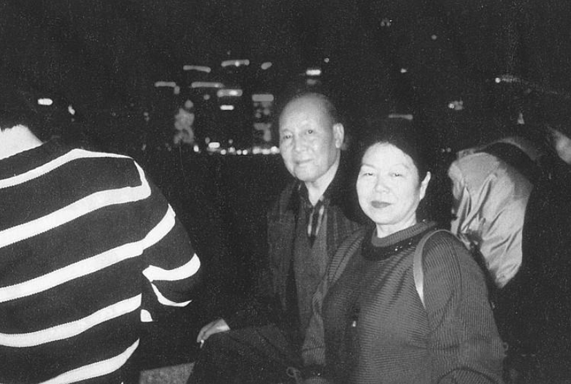台湾飞行员郝隆年,挟持两名飞行员驾机起义回国,现状如何?