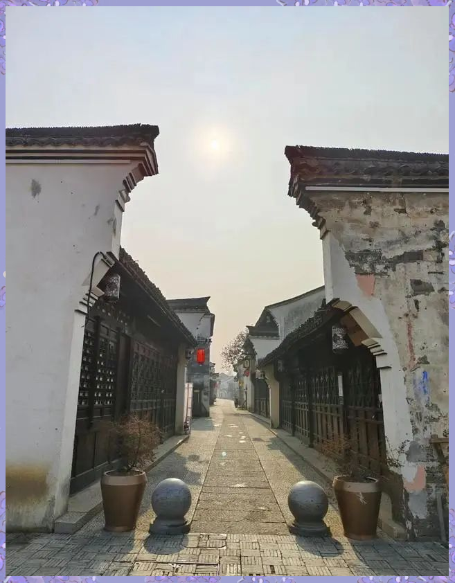 杭州附近的景点古镇(杭州附近有哪些古镇景区)