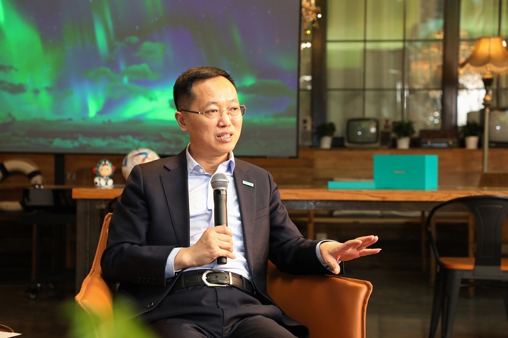 全国人大代表,海信集团董事长贾少谦:锻造激光显示自主可控产业生态