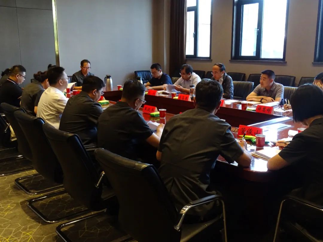 省高院党组副书记,副院长李喜春莅临五寨法院调研指导工作