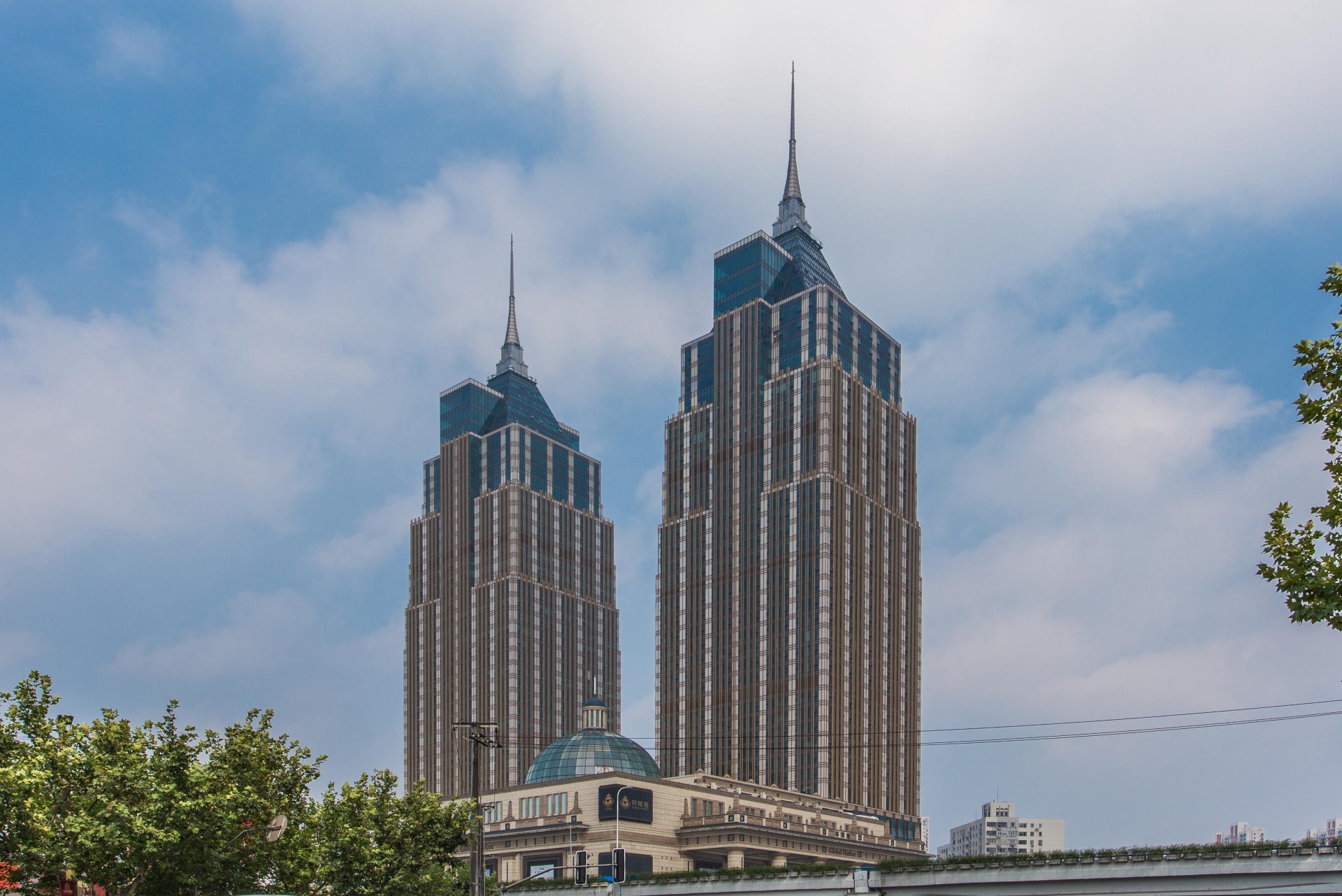 上海环球港—项目概况 普陀区高效办公写字楼