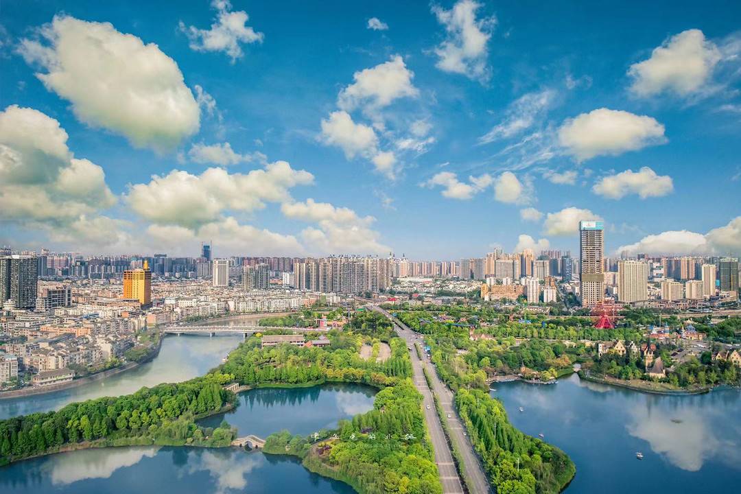 成都垃圾分类3月1日正式实施 成都华阳街道提前开展垃圾分类宣传