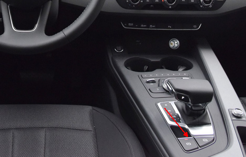 奥迪a4启动按钮在哪?