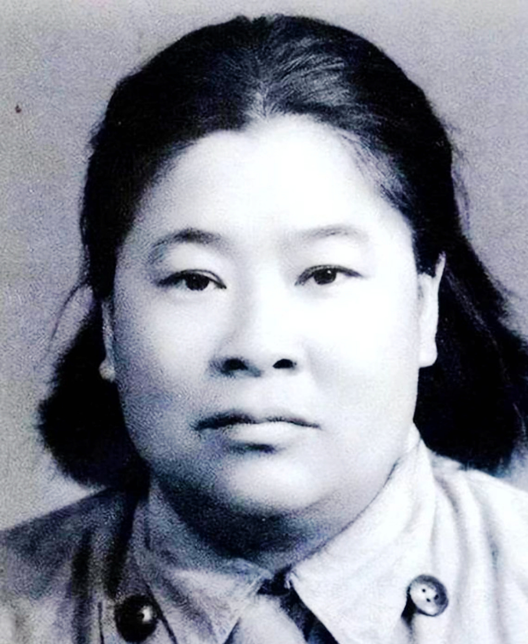 何子友是一位杰出的革命女性,曾任红军总教练.