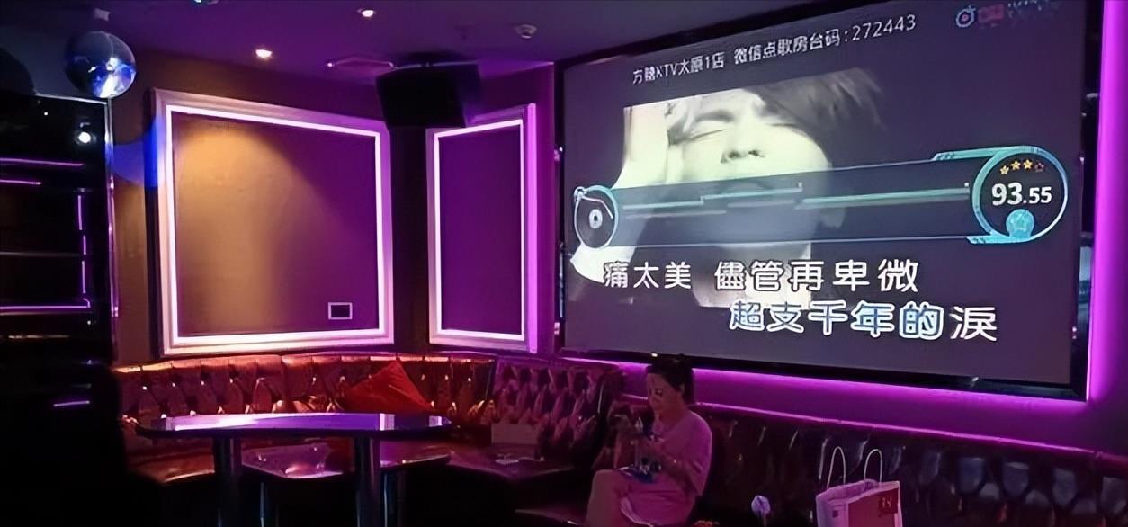 南京麦乐鸡块事件,将情人做成香酥鸡块,热心分给逛夜市的众人!