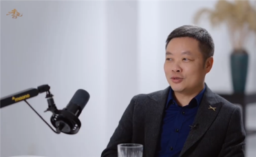 世界变化速度太快！何小鹏直言：自己现在不爱看太具体的书