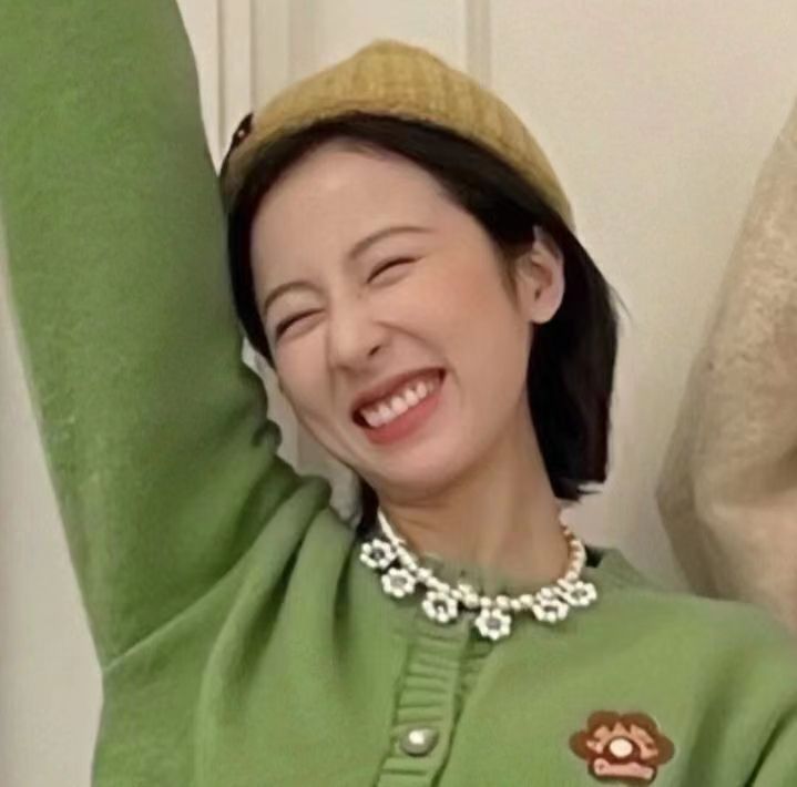 永远会对绿色心动 绿色女生头像>