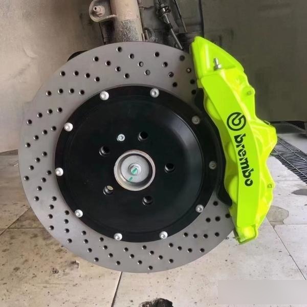 (领克05刹车改装)brembo大六活塞卡钳,颜值爆表