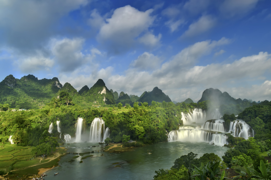 壮美广西生机蓬勃