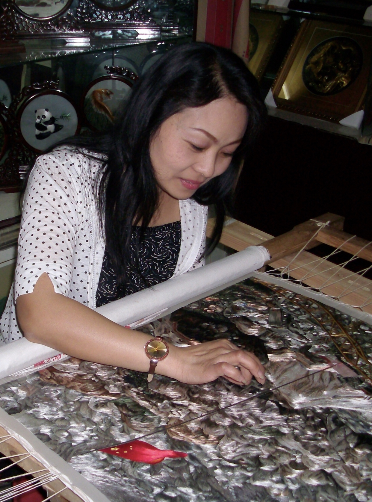 汉绣大师黄春萍:数十载初心不改 一生只做绣娘梦