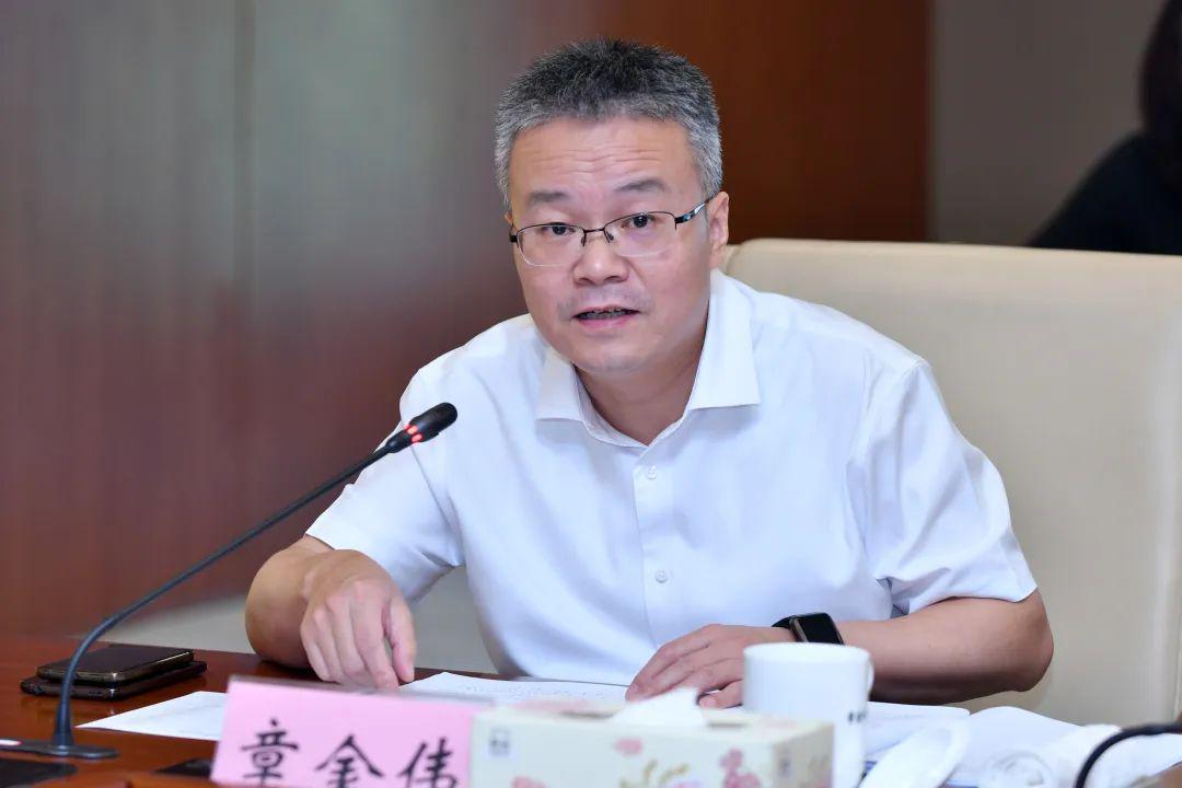 崔荣国主持召开全区生物医药产业发展推进会议