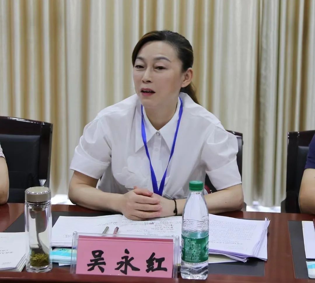 荣县人大常委会视察荣县法院2022年上半年工作